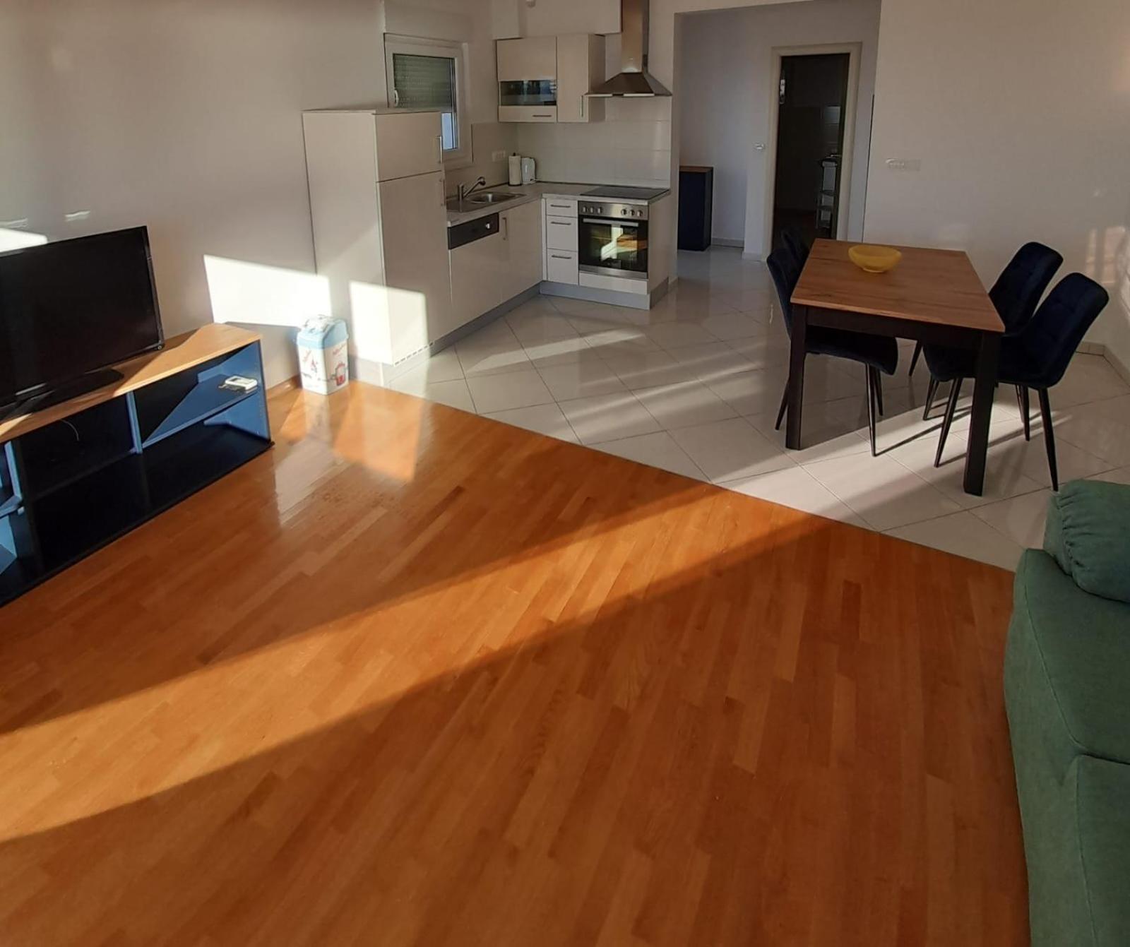 Pere Apartment Omis Exterior photo